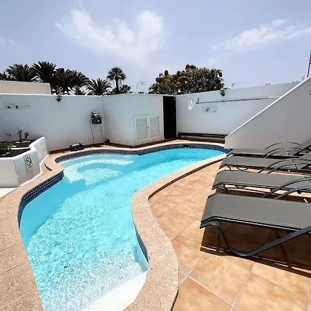 펜션 The Sallies - 3 Bedroom With Private Pool