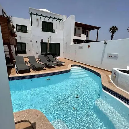 Сasa de vacaciones The Sallies - 3 Bedroom With Private Pool *