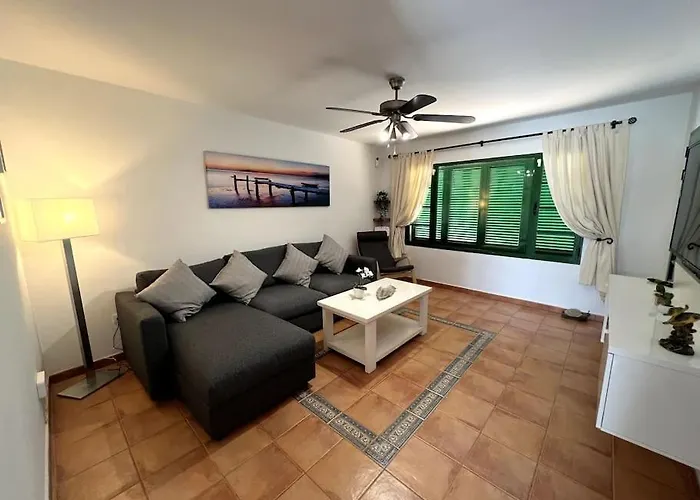 Hébergement de vacances The Sallies - 3 Bedroom With Private Pool