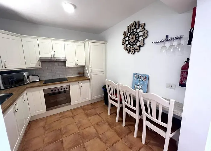 The Sallies - 3 Bedroom With Private Pool Hébergement de vacances